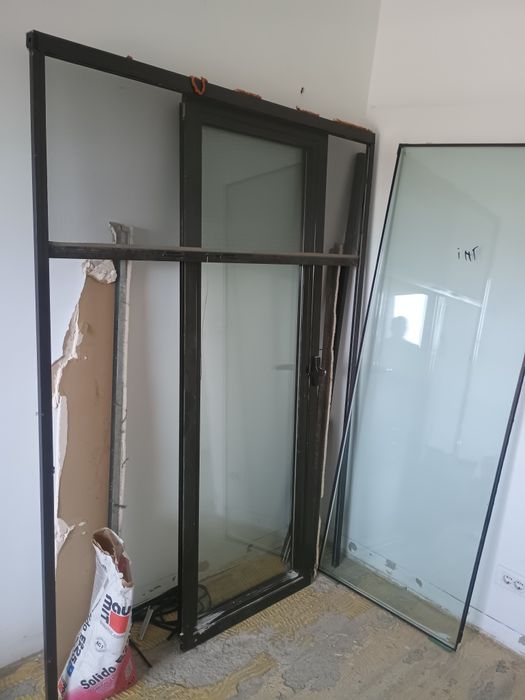 Vând termopane aluminiu și rabatat