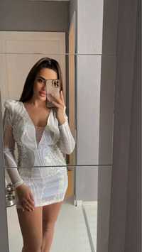 Rochie eleganta cu paiete perle si ștrasuri