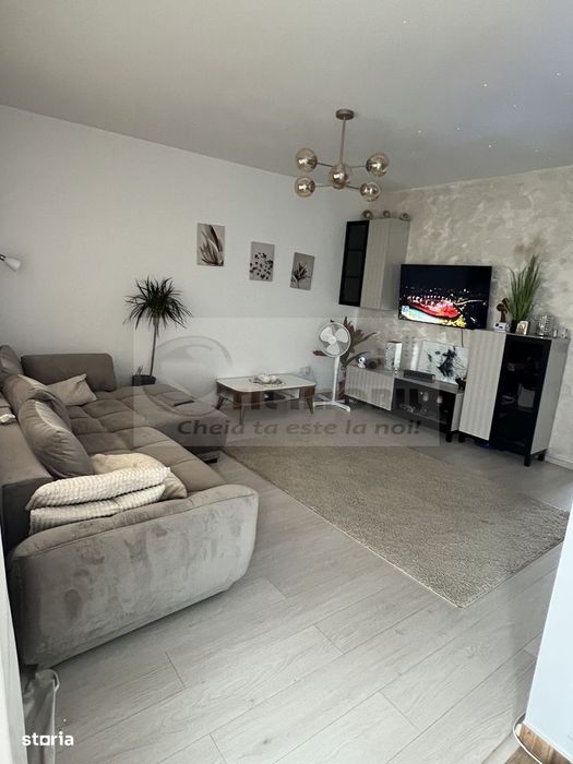 Casa modern mobilata cu 4 camere, 2 bai si terasa - capat CUG - 950€