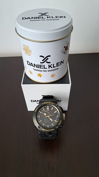 Ceasuri bărbătești  Daniel Klain , Exponi