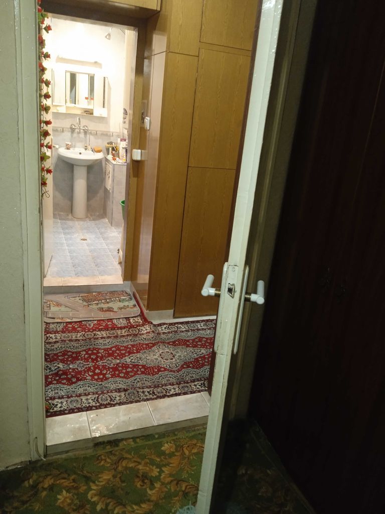 Продава се Четиристаен апартамент в Силистра, Център - 120 кв.м за 584 €/кв.м - Снимка #15
