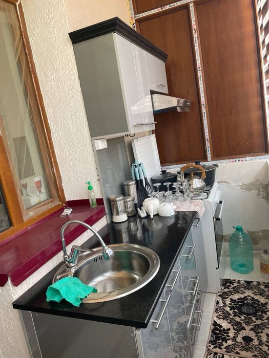 iD 0044 1 xonali kv  4 etaj.   op nurafshon kolso kirpichni dom