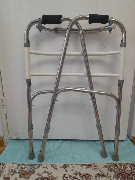 Ходунки для взрослых