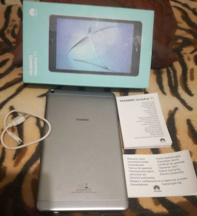 Четири Ядрен Таблет Huawei MediaPad T3 8, 2GB RAM, 16GB ROM, SD, Wi-Fi