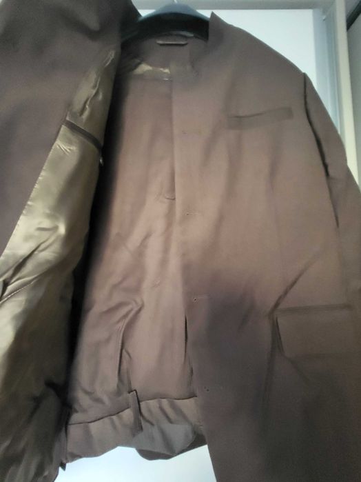 Официални костюми