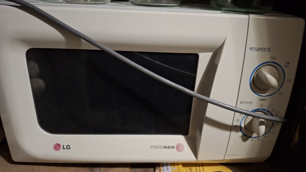 Микроволновка LG