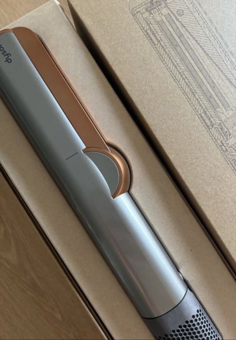 Dyson HT01 Airstrait