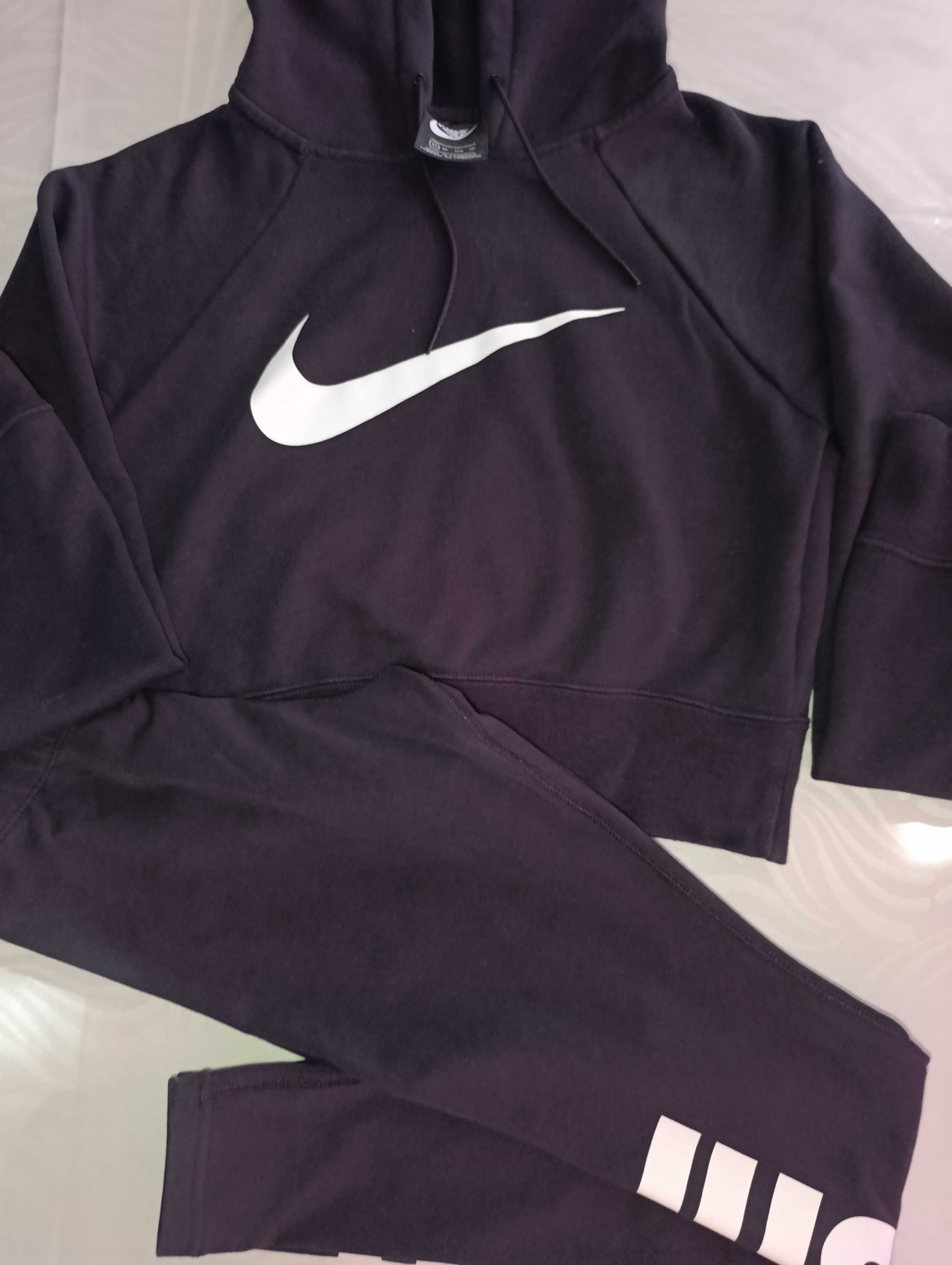 Оригинален комплект NIKE – XS, донесен от Франция