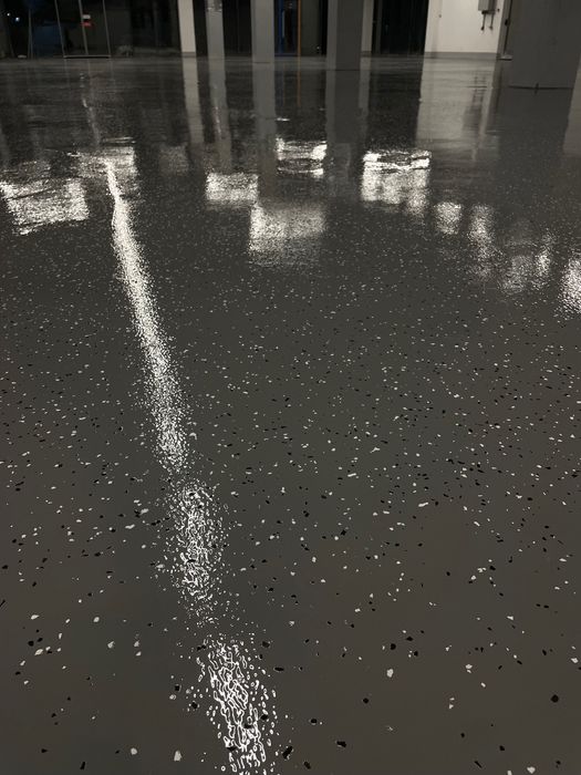 Покраска полов эпоксидной краской