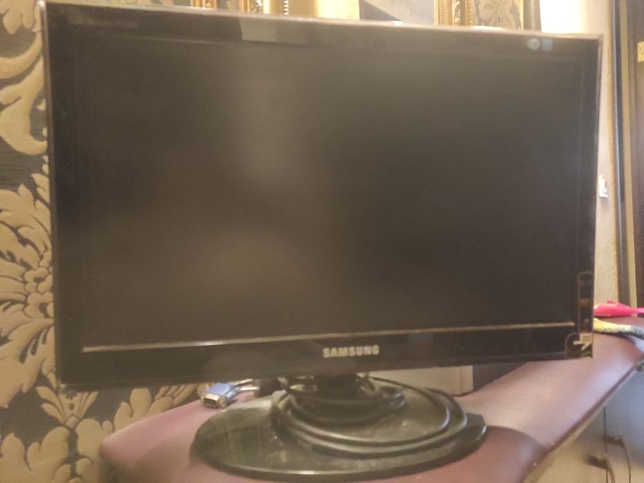 Монитор Samsung 20 дюймов