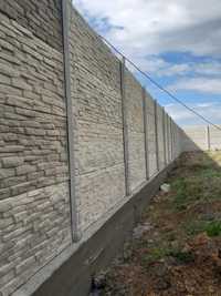 Gard de placi de beton