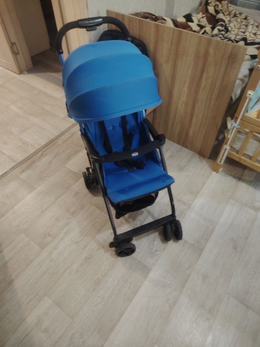 Продаётся коляска Chicco