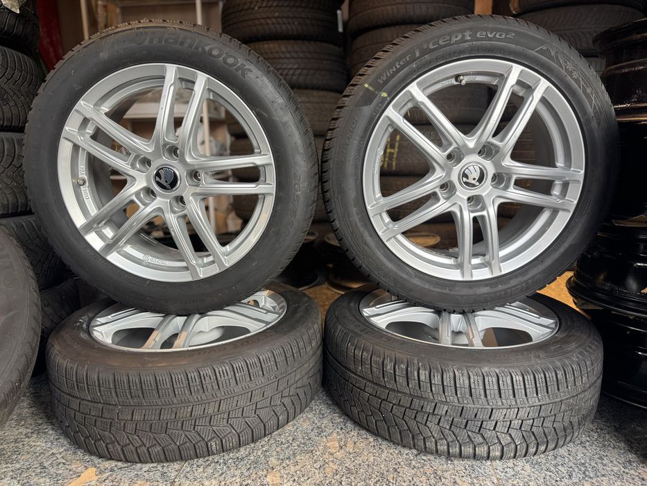 Jante aliaj 17 5x112 Skoda Octavia 4 anvelope iarnă Hankook 205/55 R17