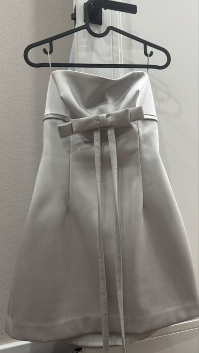 Платье атласное