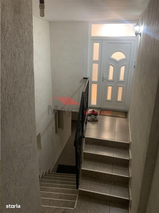 Casa tip birouri\/ clinica zona Podul Budacului