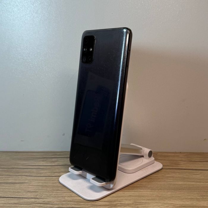 Samsung M31 sotiladi dastavka bor bepul