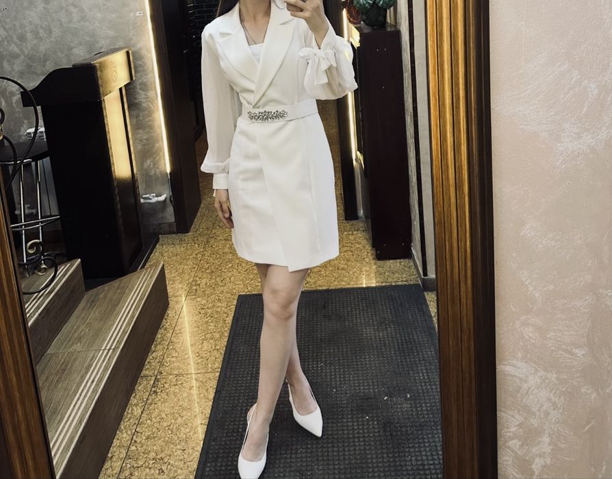 Продам вечерние платья