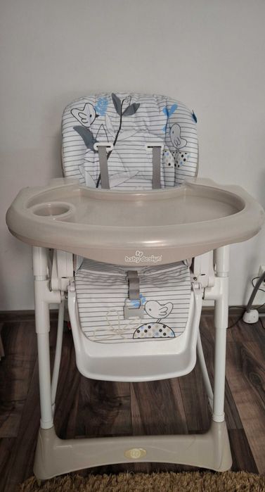 Scaun de masa Baby design