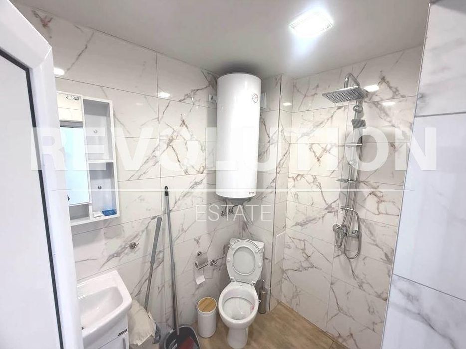 Дава се под наем Двустаен апартамент в Варна, м-т Пчелина - 65 кв.м за 450 € - Снимка #4