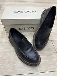 обувки Lasocki