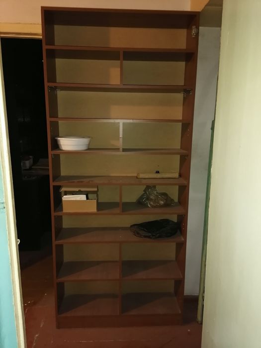 Книжные полки шкаф