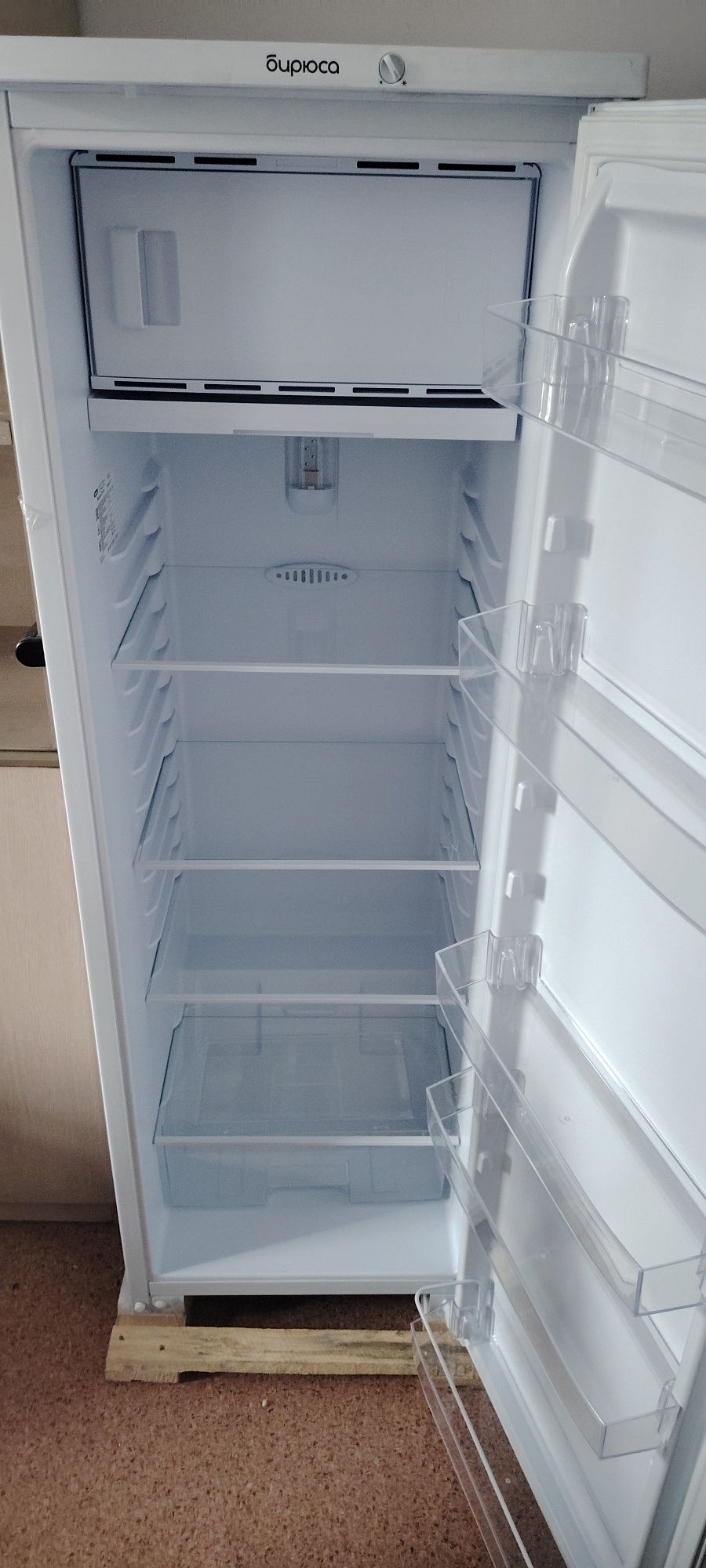 Холодильник бирюса 107 (Белый)