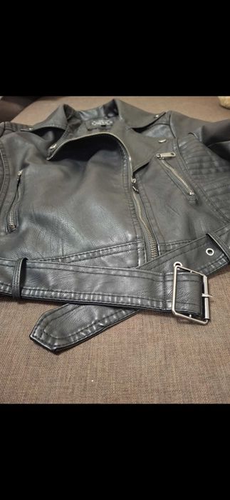 Дамско кожено яке