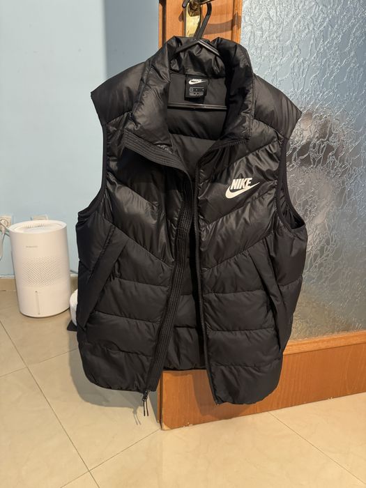 Nike Air черен елек