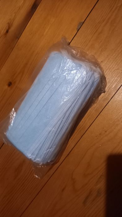 Маски одноразовые для взрослых и детей