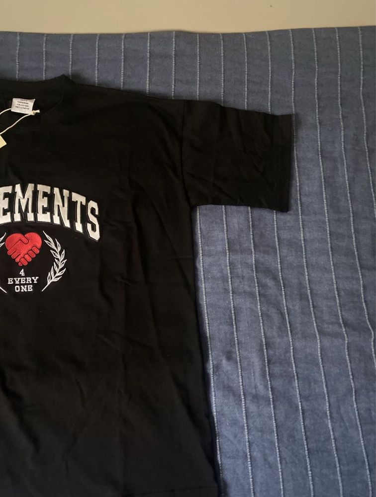 Tricou Vetements S