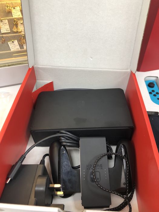 Nintendo switch oled (p25)