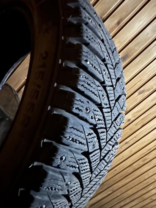 Зимние шины 215/55/17 Triangle Icelink бу почти новые 4шт