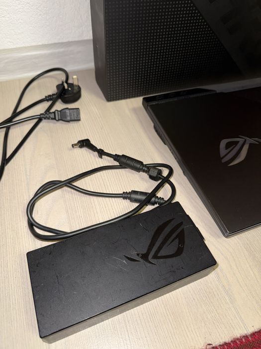 Лаптоп ASUS ROG Strix G713