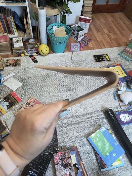 Suporturi de tablete, telefoane, telecomenzi etc . Suporturi Ikea