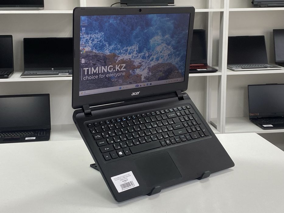 Офисный ноутбук Acer Aspire ES1 - Core i3-6006U/8GB/SSD 128GB/Intel HD