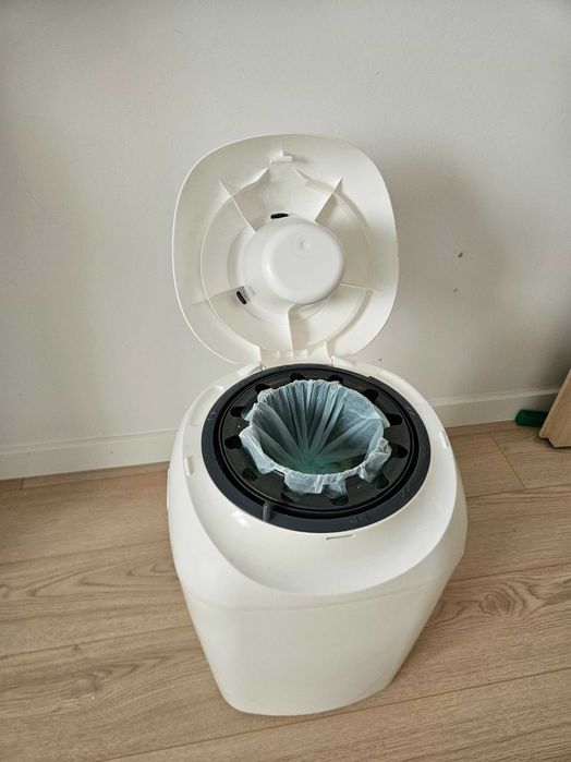 Cos scutece Tommee Tippee, Sangenic Tec cu 1 rezerva