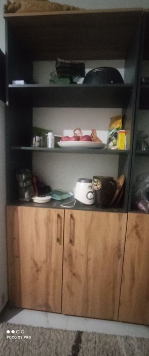 Продам новый шкаф с полками