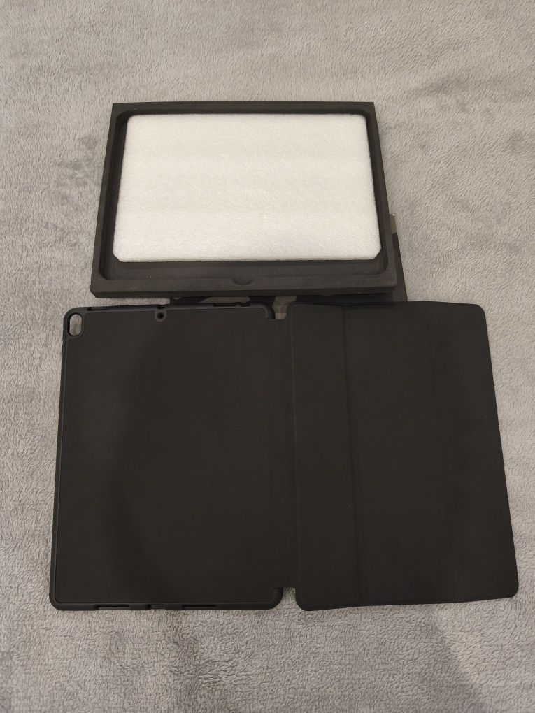 Калъф iPad Rollcase за IPad air 3