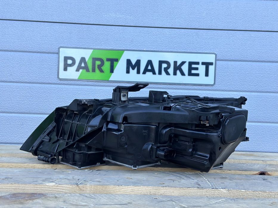 Десен фар AUDI A7 S7 RS7 Full Led 4G8941774B