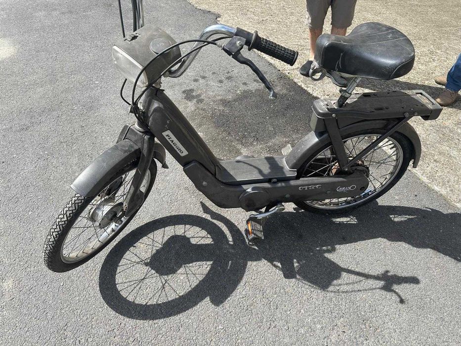 Motoreta scuter Piaggio Ciao Negru bine intretinut Functional perfect