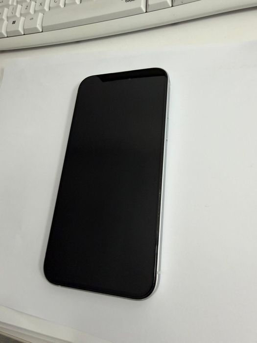 Vând iphone 15 Plus