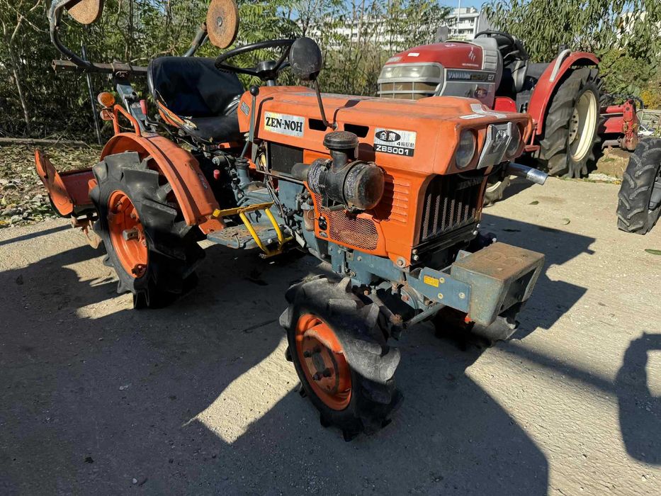 Трактор KUBOTA B5001 4x4