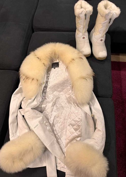 Haina piele naturala cu blana naturala detasabila - Marimea S