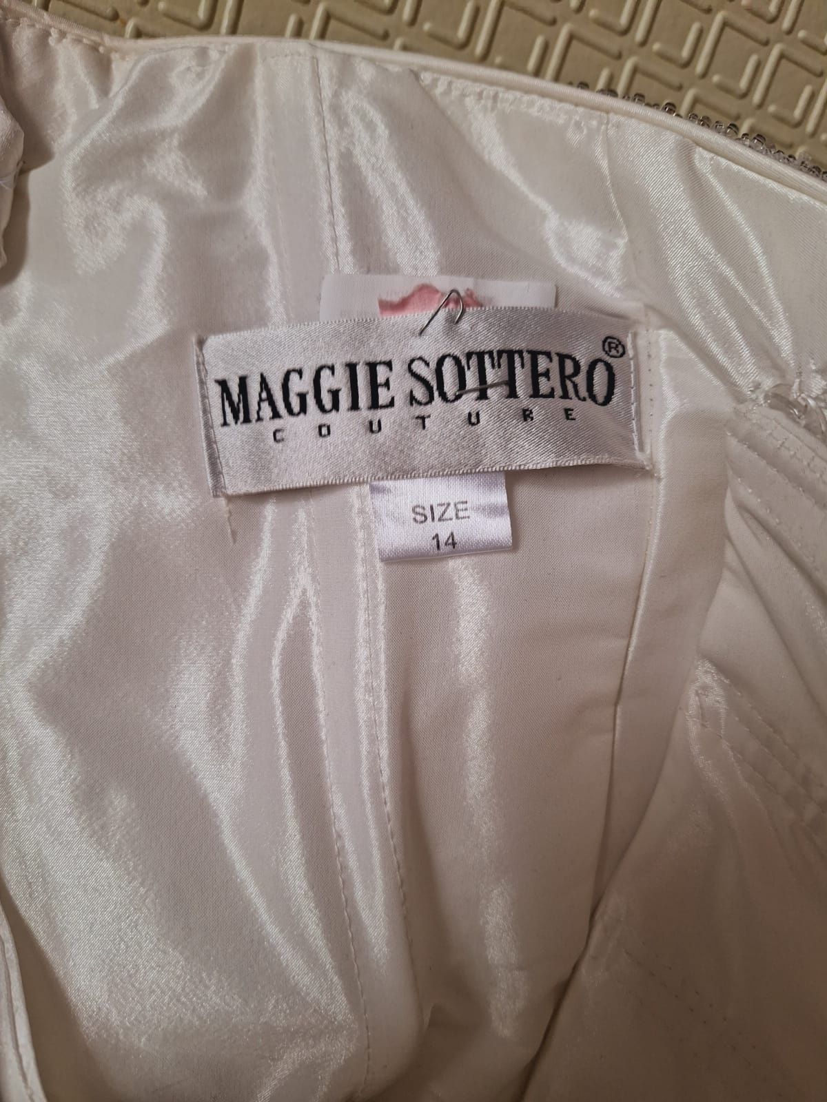 Rochie de mireasa excepțională