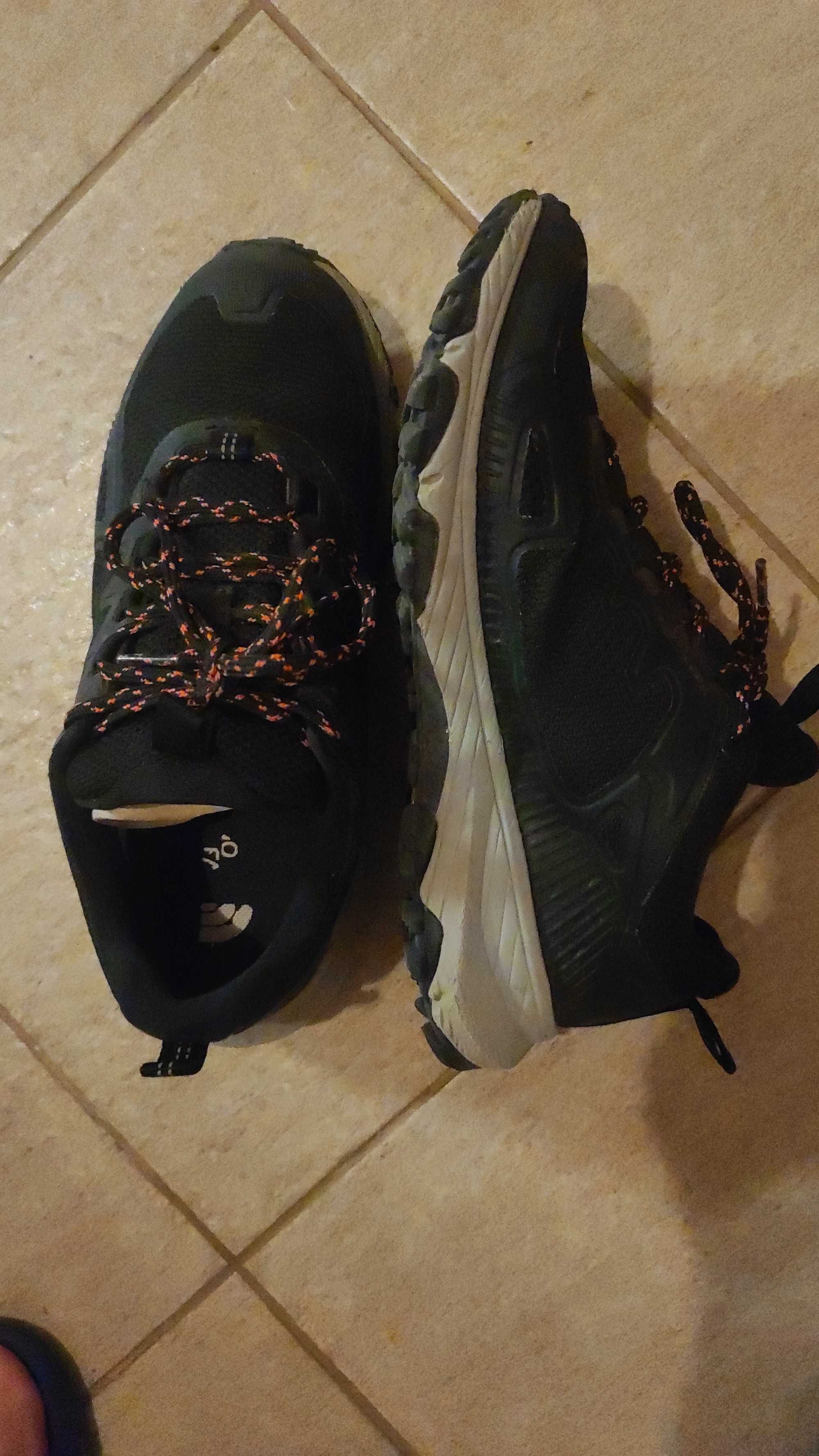 Дамски трисезонни обувки The North Face, 38.5 номер, Gore-tex