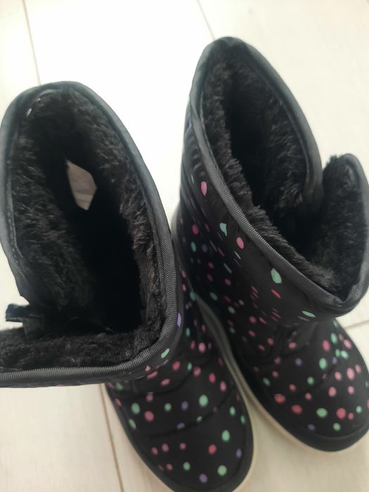 Нови детски ботуши