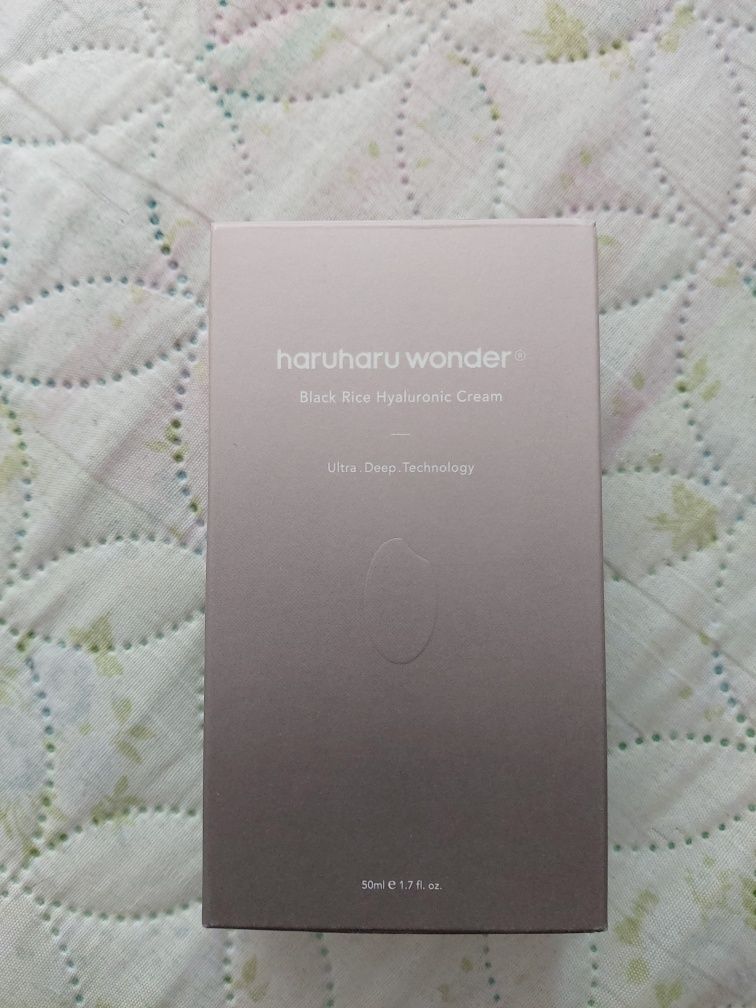 Haruharu Wonder хиалуронов крем за лице