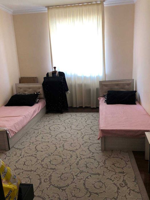 СРОЧНОЕ Сдаётся кв 4-я станция метро 3/3/7 ро-н Янгихаёт-9 кв 977*