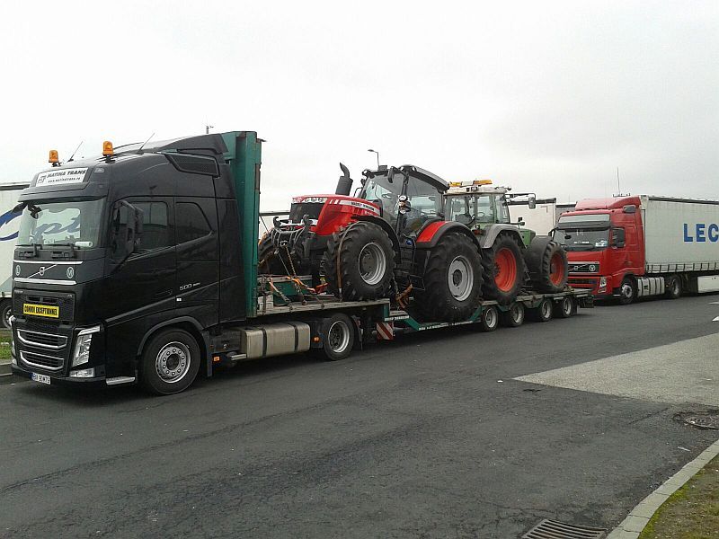 Transport Utilaje.Transport Combine si utilaje Transport Tractoare