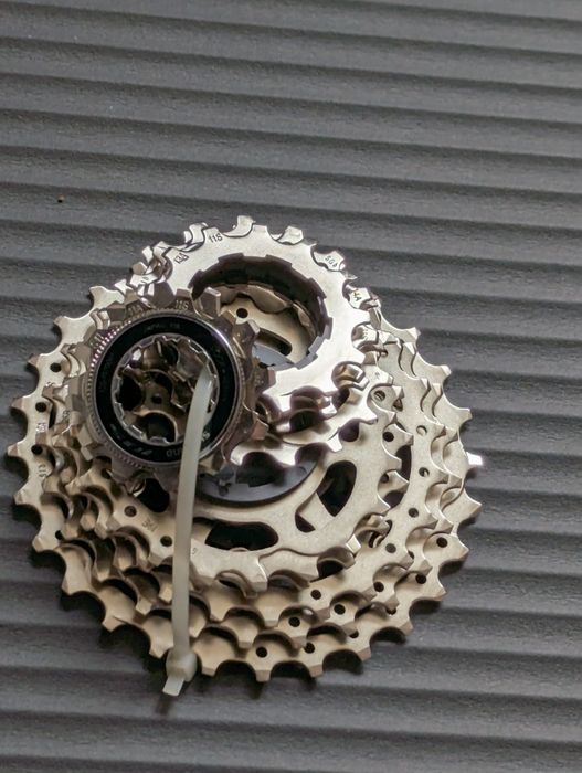 Нова касета Shimano 105 CS- R7000 11 скорости